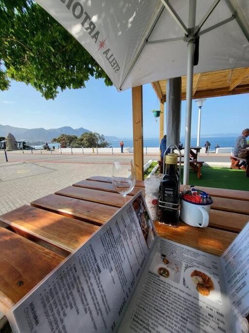 *Self-Check In - Whale Watching Paradise -Central* Hermanus Exterior photo